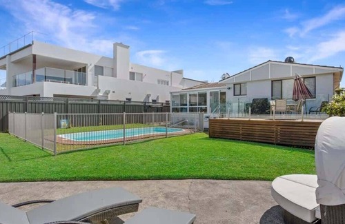 Vincentia House | Bella Blu: Oceanfront 3-Bedroom Retreat with Pool Access