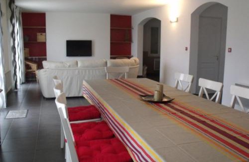 Aigremont Villa | Discover Bella Casa: Pet-Friendly Oceanfront Retreat