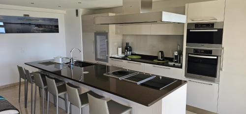 Lazaret Apartment | Discover Bella d'Azur: Family-Friendly 4-Star Retreat
