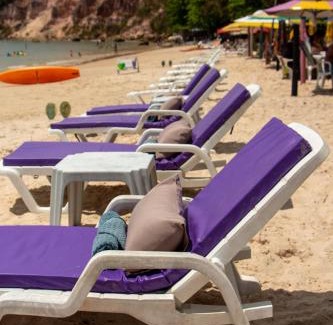 Gamboa Bed & Breakfast | Inviting Bella Gamboa Beach House with Oceanfront Bliss