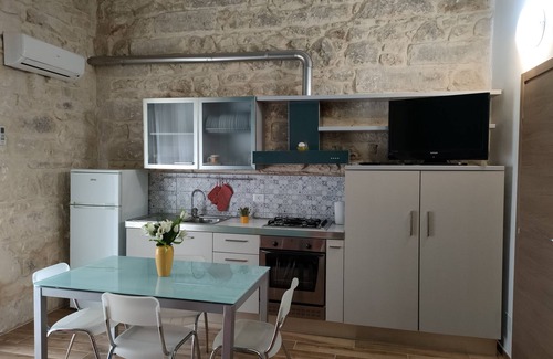 Ragusa Bed & Breakfast | Guest Rated 9.8: Bella Giulia with Spa & Breakfast Options