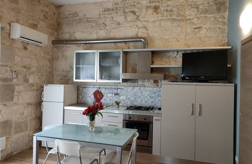 Ragusa Bed & Breakfast | Guest Rated 9.8: Bella Giulia with Spa & Breakfast Options