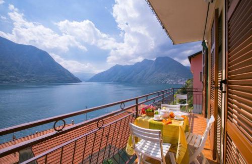 Colonno Apartment | Pet-Friendly Bella Lake View: Ideal for Family Getaways