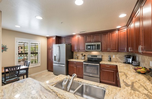 Desert Ridge Condo | Unforgettable Retreat at Bella Monte with Pool & Spa