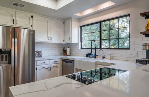 Paso Robles House | Discover Bella Noche Hilltop Ranch: Scenic Retreat with Breakfast