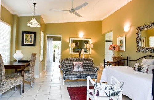Vryheid Bed & Breakfast | Cozy Bella's B&B: 4-Star Stay with Pool & Breakfast