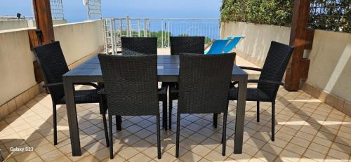 Pizzo Apartment | Discover Bella Sorella View: Oceanfront Family Retreat