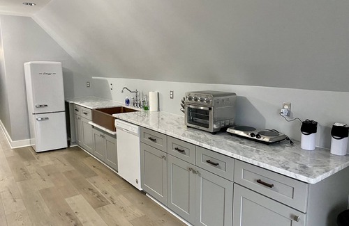 Fairview Apartment | Bella Terra: Guest Rated 10/10, Pet & Child Friendly Stay