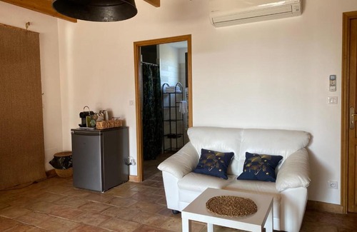 Fourques Bed & Breakfast | Experience Bella Vida: Pet-Friendly Retreat with 9.3 Rating