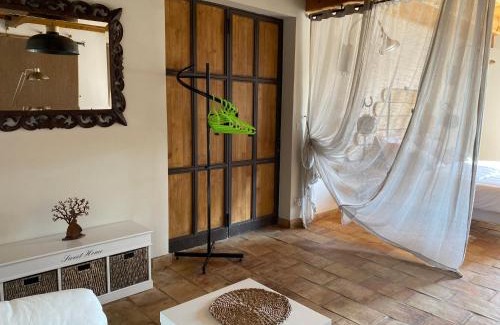 Fourques Bed & Breakfast | Experience Bella Vida: Pet-Friendly Retreat with 9.3 Rating