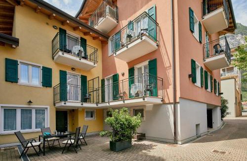 Riva del Garda Apartment | Beloved Bella Villa Apartments with Ocean View & Pet Friendly