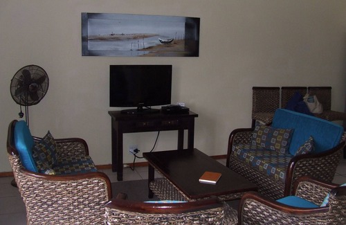 Jeffreys Bay Cottage | Relax at Bella Vista 4, Wavecrest - Pool & Family Friendly