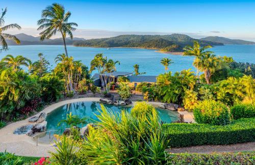 Hamilton Island Apartment | Discover Bella Vista East 5: Oceanview & Family-Friendly Fun