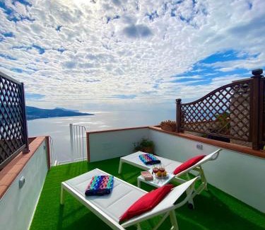 Monte Chiaro Apartment | Guest Rated: Bella Vista House on the Sorrento Coast