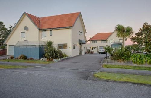 Hokitika Hotel | Discover Bella Vista Motel Hokitika: 4-Star Comfort Awaits