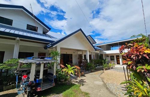 Coron House | Bella Vita Guest House: Family & Pet-Friendly Retreat