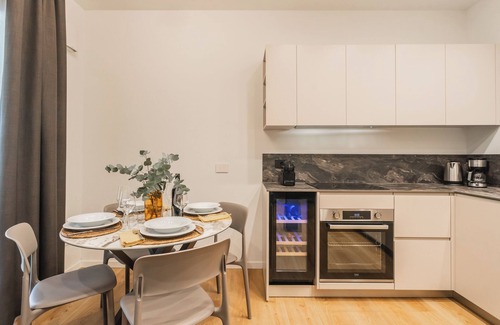 Como Apartment | Bellagio Suite - One Bedroom Apartment, Sleeps 4