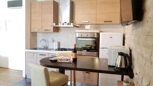 Castello Apartment | Bellagio Sweet Home: Pet-Friendly Retreat with High Ratings