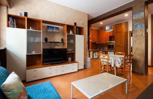 Old Town Apartment | Stay at BellaMantova: Family-Friendly with Great Reviews
