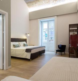 Centro Storico House | Relaxing Bellaroto Suite & SPA: 4-Star Getaway with Spa