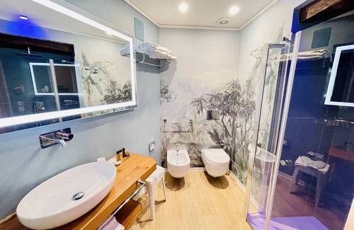 Centro Storico Bed & Breakfast | Experience Bellaroto Suite: Oceanfront Bliss & High Ratings