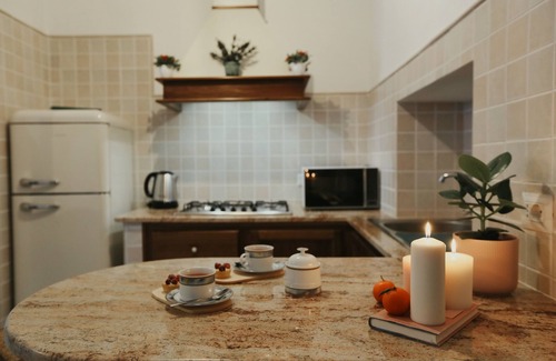 Nemi Apartment | Bellavista Apartment: Oceanfront Escape with Breakfast & Views
