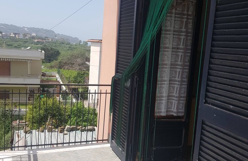 Bacoli House | Ideal Bellavista Home with Pool and Kitchen Amenities