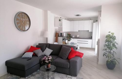 Pederobba Apartment | Exceptional Stay at Bellavista: 4-Star Comfort Awaits