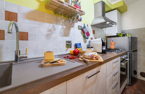 Giugnano Apartment | Bellavista Tuscany Apartment Panoramic Terrace