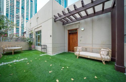 Downtown Dubai Villa | Elegant BellaVista Villa Resort with Direct Dubai Fountain Access