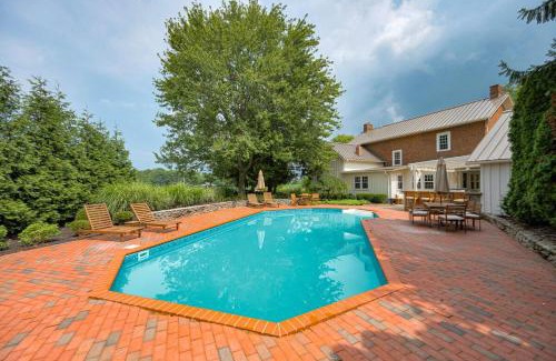Summit Station House | Bellawood Farmhouse