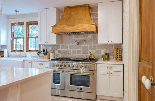 Summit Station House | Bellawood Farmhouse