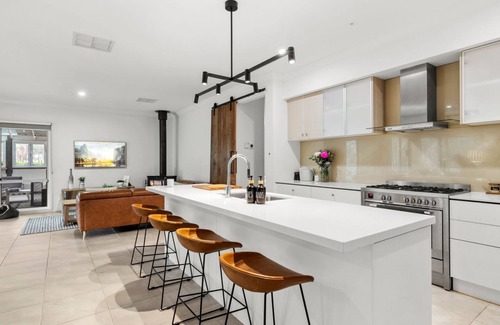 Bellbrae House | Escape to Bellbrae Tranquility with Oceanfront Bliss