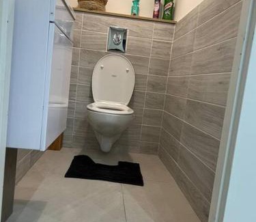 Blanzy Apartment | Convenient Apartment with Free Parking for Families