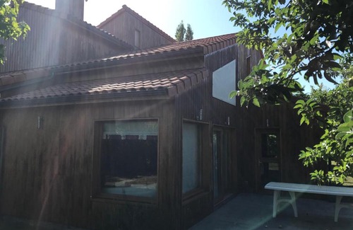 Marsat House | Tranquil Room in Family-Friendly Home with Kitchen Access