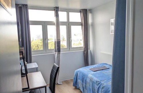 Seine-et-Marne House | Bright Room in Cozy Apartment - Guest Rated 9.7/10