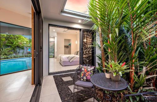 Palm Cove House | Discover Belle Escapes: Family-Friendly Retreat at Palm Cove