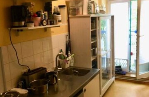 Prenzlauer Berg Apartment | Explore Culture at Belle Etage: Family-Friendly Comfort