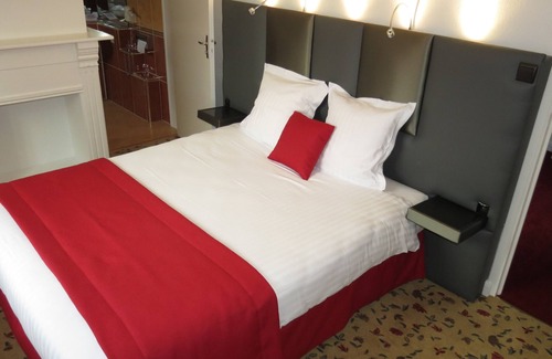 Bailleul Hotel | Discover Belle Hôtel, Lille Ouest: Family-Friendly Stay