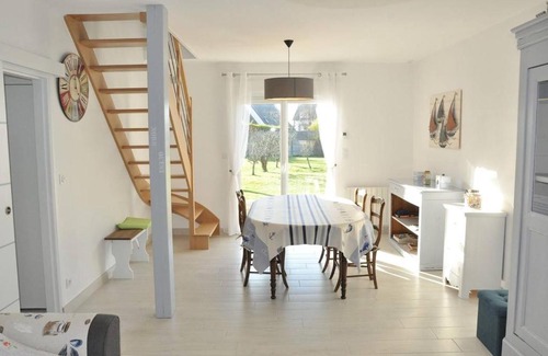 Trebeurden Villa | Cozy 3-Star Hotel in Trebeurden, Just 1km from the Sea