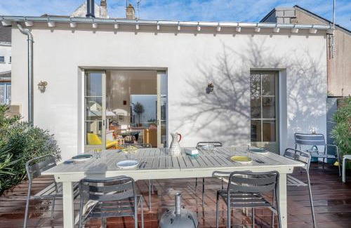Batz-sur-Mer House | Relaxing Getaway Between Salt Marshes and Beautiful Beaches