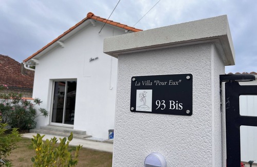 Royan House | Beautiful Belle Maison in Royan's Scenic Park Area