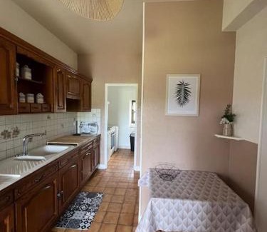 Cressat House | Nature Retreat for 4-8 Guests with Large Garden Oasis