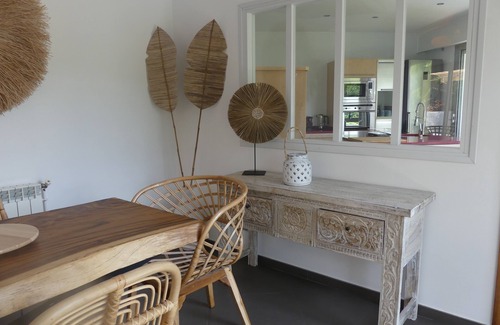 Behobie Villa | Tranquil Villa with Pool and Mountain View Near the Beach