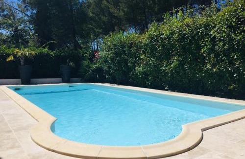 Juvignac Villa | Beautiful Villa with Pool Near Golf, Guest Rated 10/10