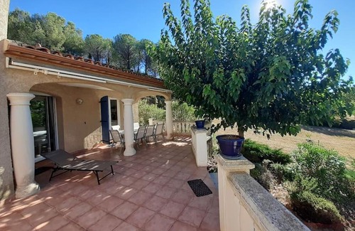 Saint-Chinian Villa | Relaxing Villa Nestled Between Garrigue and River