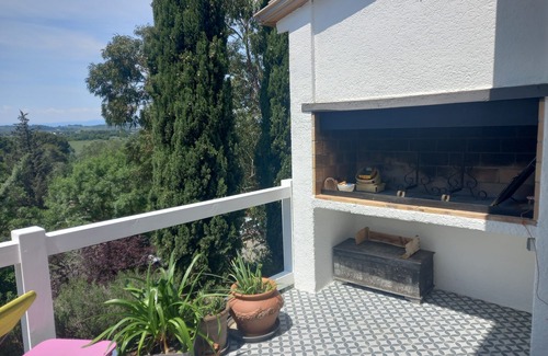 Castelnau-de-Guers Villa | Beautiful Villa with Breathtaking Views near Pézenas