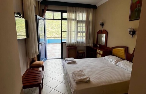Oludeniz City Center Hotel | Relaxing Belle Vue Ölüdeniz with Ocean View & Spa Access