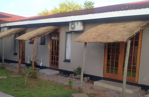 Palapye Bed & Breakfast | Belle Vue Bed and Breakfast