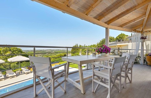 Voutai Villa | Discover Belle Vue Country Style Villa with Oceanfront Views